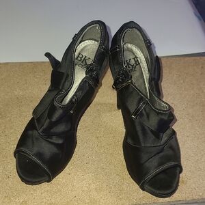BKE Black Peep Toe Heels